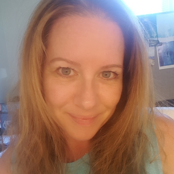 Meet your Posher, Donna - Picture 1 of 1